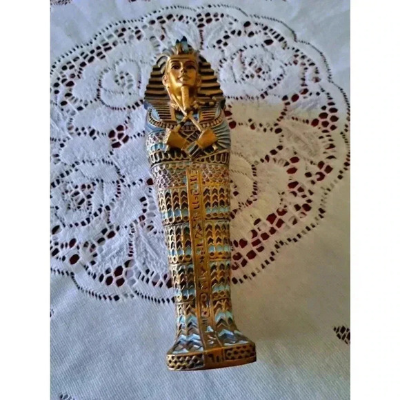 EGYPTIAN KING TUT SARCOPHAGUS AND MUMMY 7 1/2 Inches Tall - Picture 9 of 9